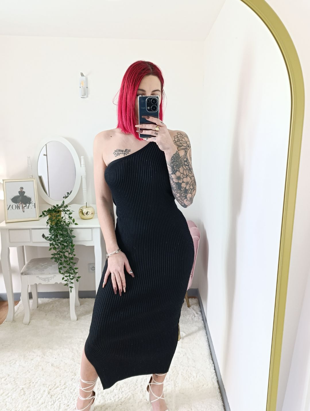 Robe Asia